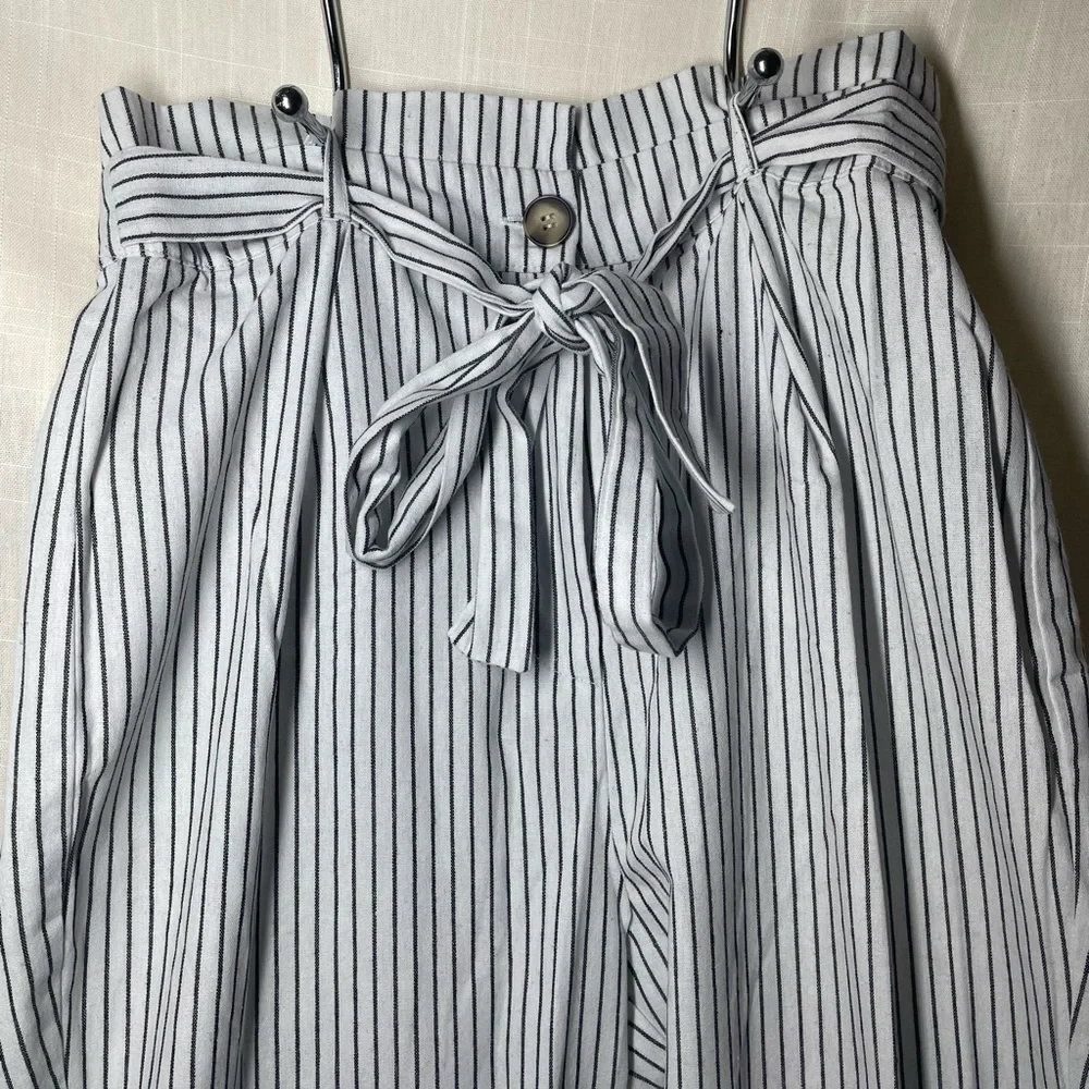 Pants - Picture 2 of 3